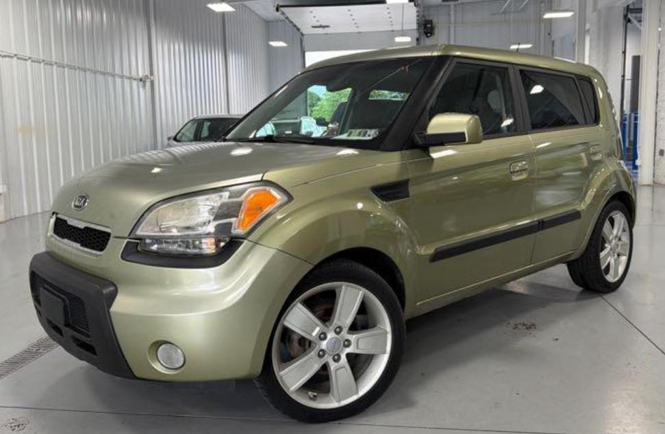 Kia Soul + 2010