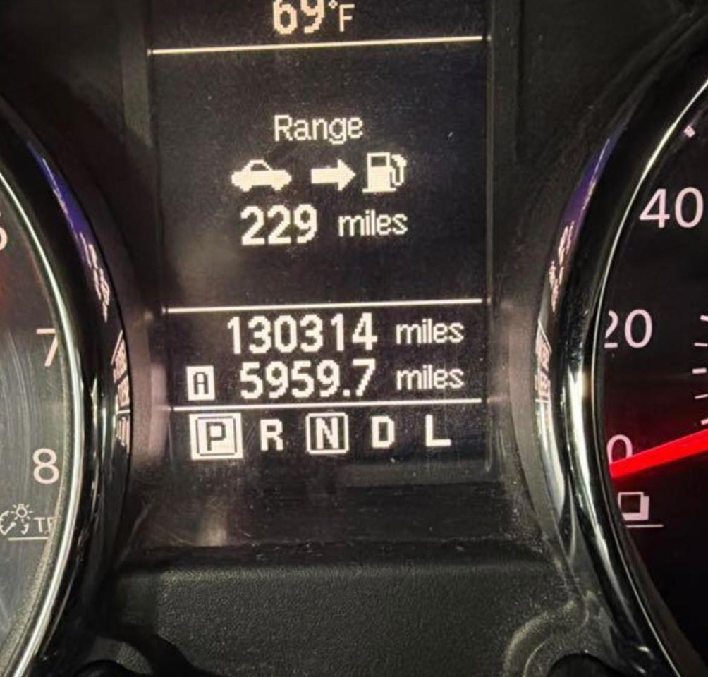 Nissan Rogue SV AWD 2011