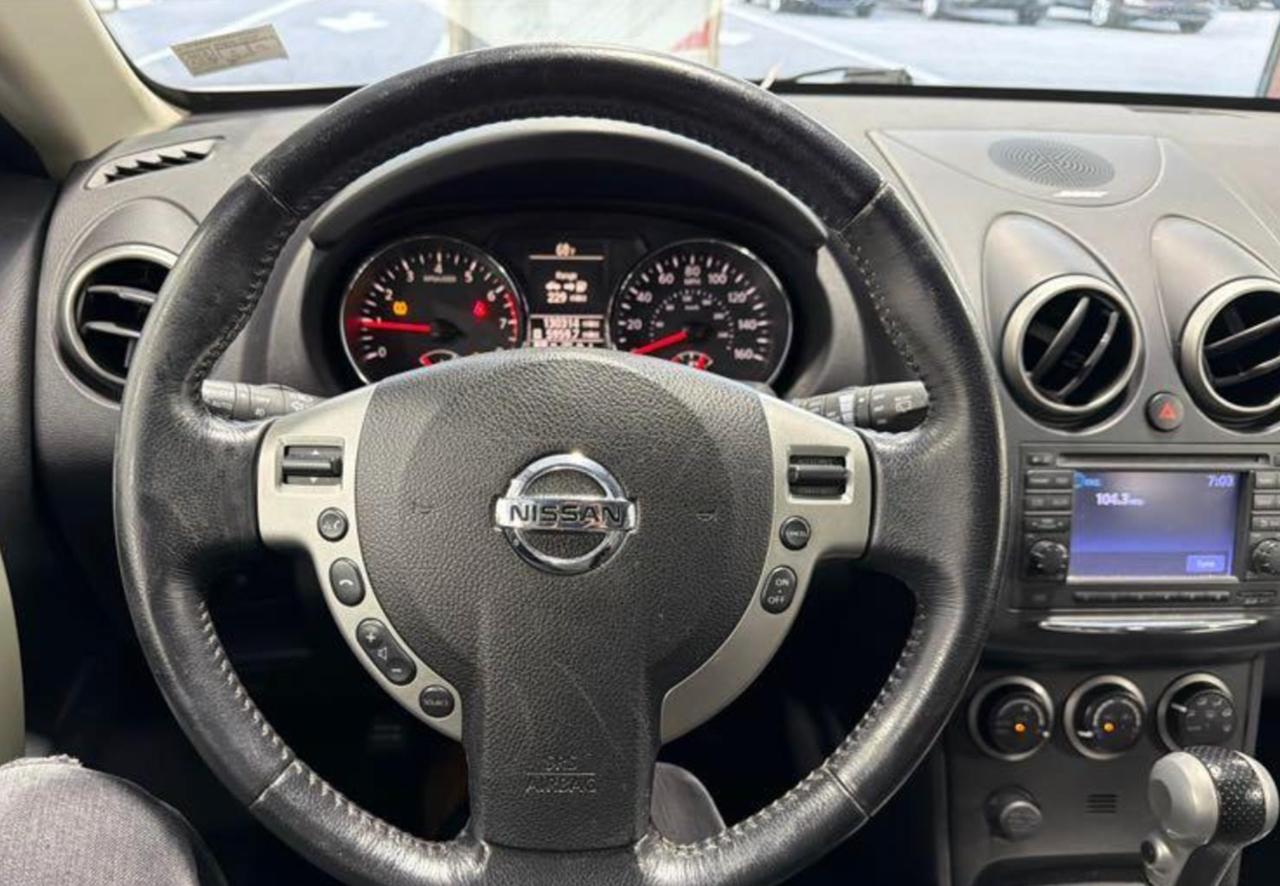 Nissan Rogue SV AWD 2011