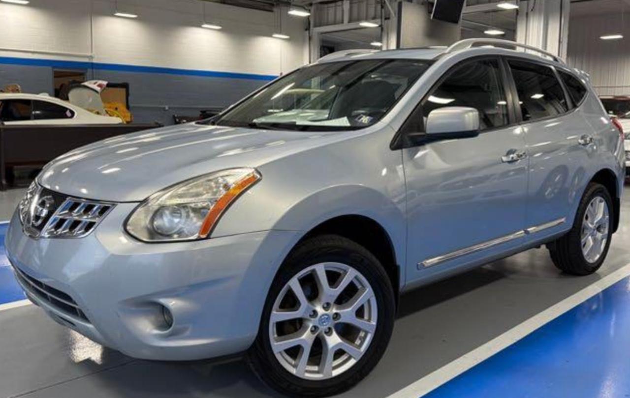 Nissan Rogue SV AWD 2011