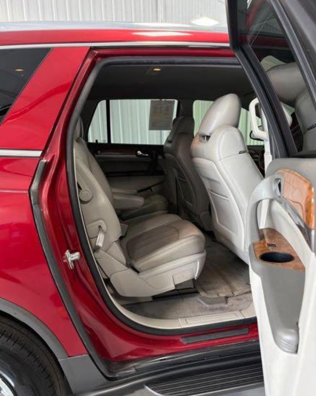 Buick Enclave Leather AWD 2012