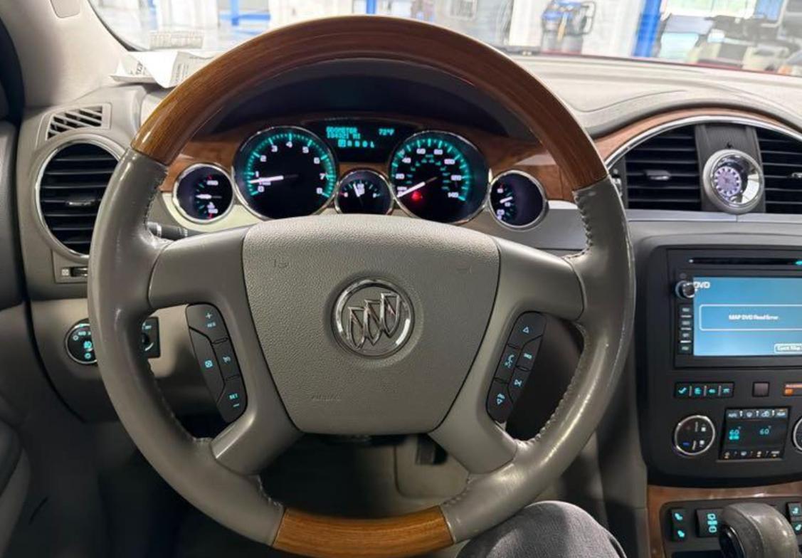 Buick Enclave Leather AWD 2012
