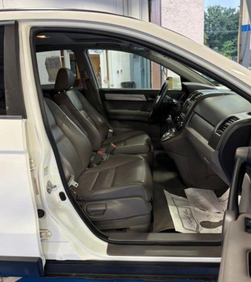 Honda CR-V EX-L 4WD with Navigation 2010
