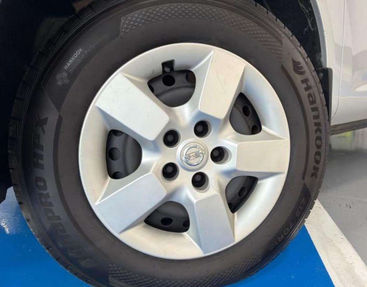 Nissan Rogue S AWD 2009