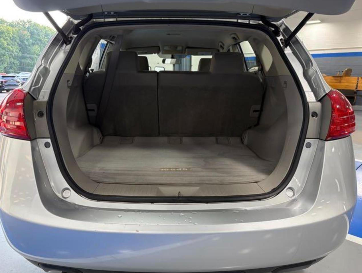 Nissan Rogue S AWD 2009