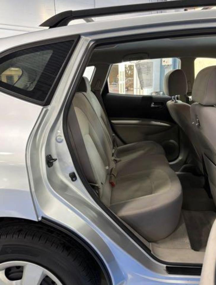 Nissan Rogue S AWD 2009