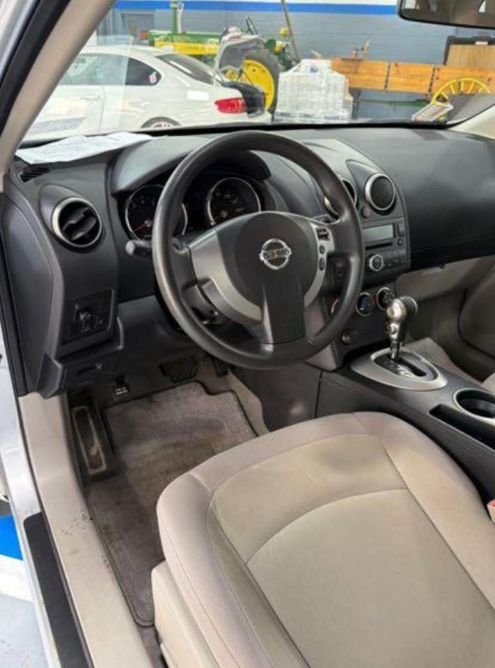 Nissan Rogue S AWD 2009