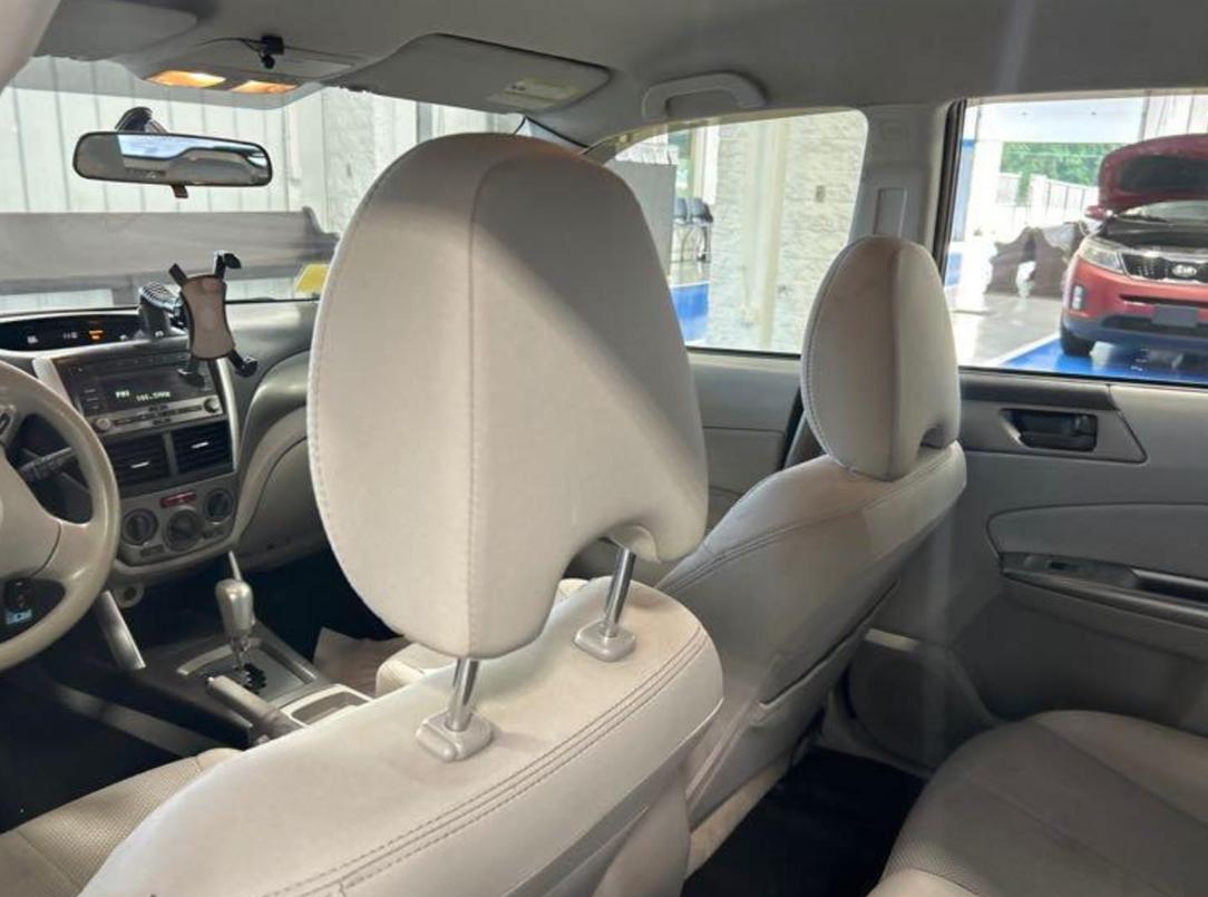Subaru Forester 2.5X Touring 2011