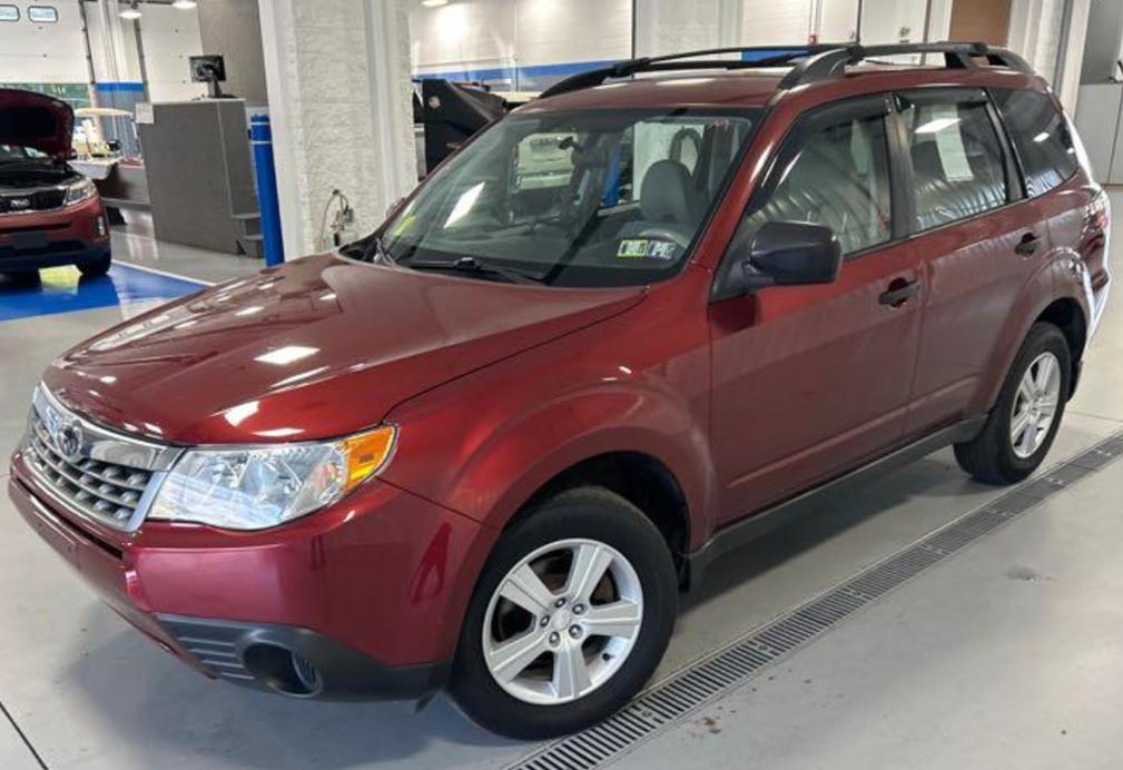 Subaru Forester 2.5X Touring 2011