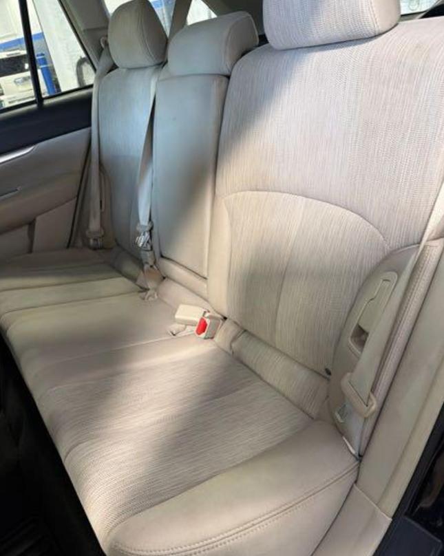 Subaru Outback 2.5i Premium 2013