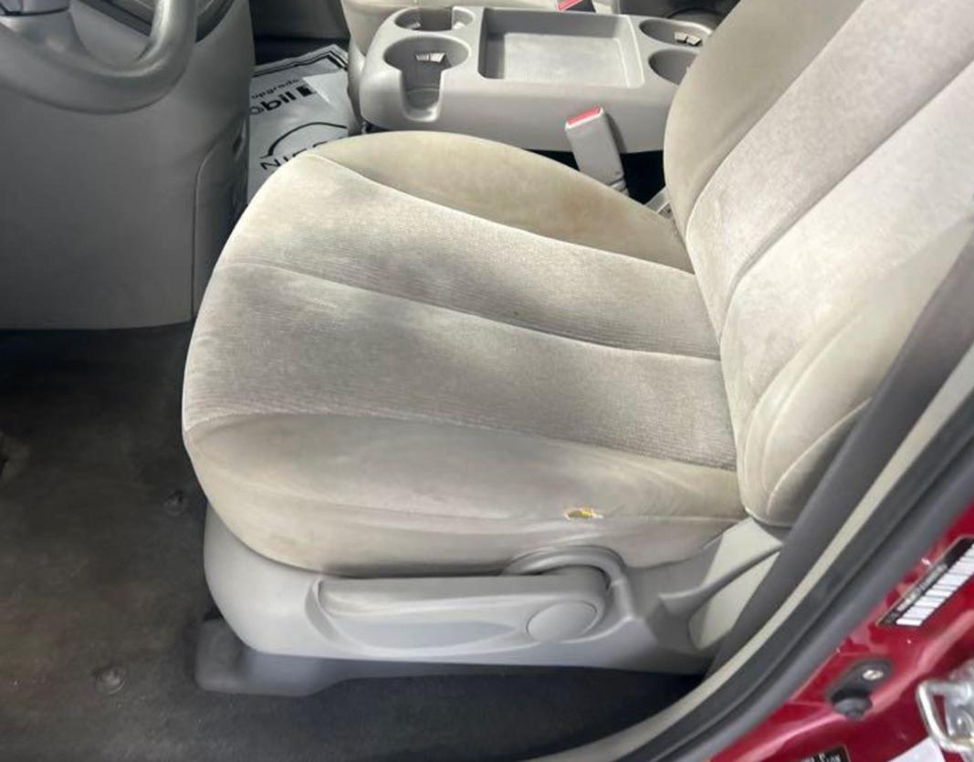 Kia Sedona LX LWB 2012