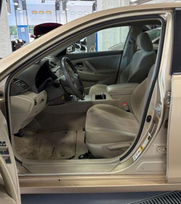 Toyota Camry SE 2010