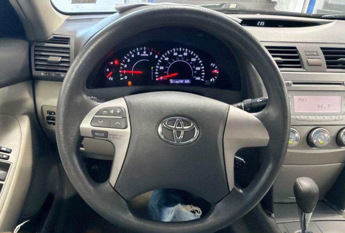 Toyota Camry SE 2010