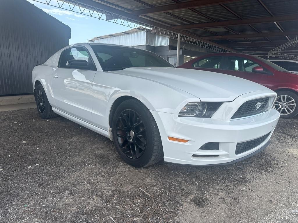 2014 Ford Mustang V6 Coupe