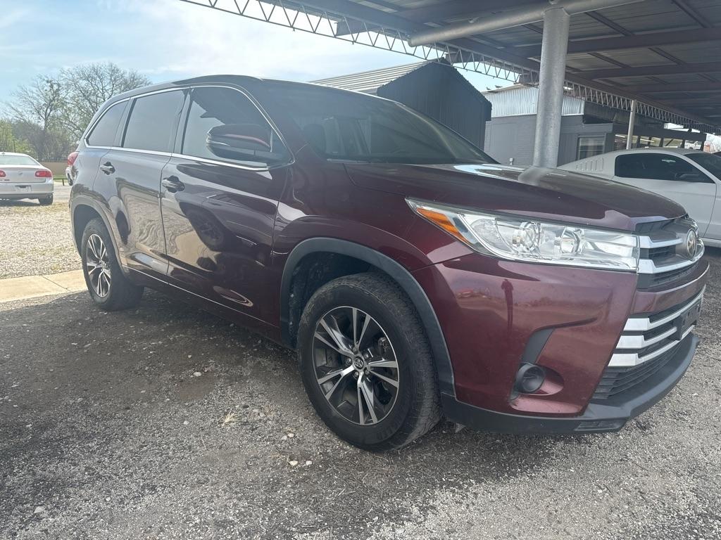 2018 Toyota Highlander LE FWD I4