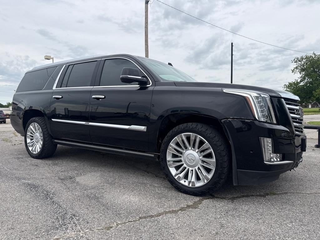 2018 Cadillac Escalade ESV Platinum 4WD