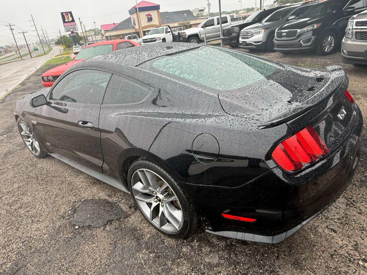2017 Ford Mustang GT Coupe Premium's photo