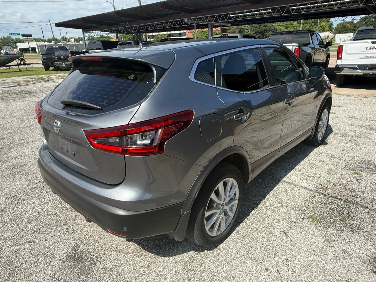 2021 Nissan Rogue Sport S FWD's photo