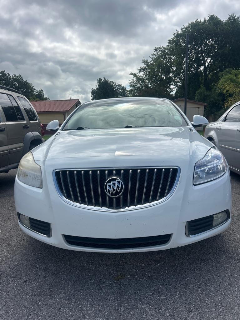 2013 Buick Regal Premium 1
