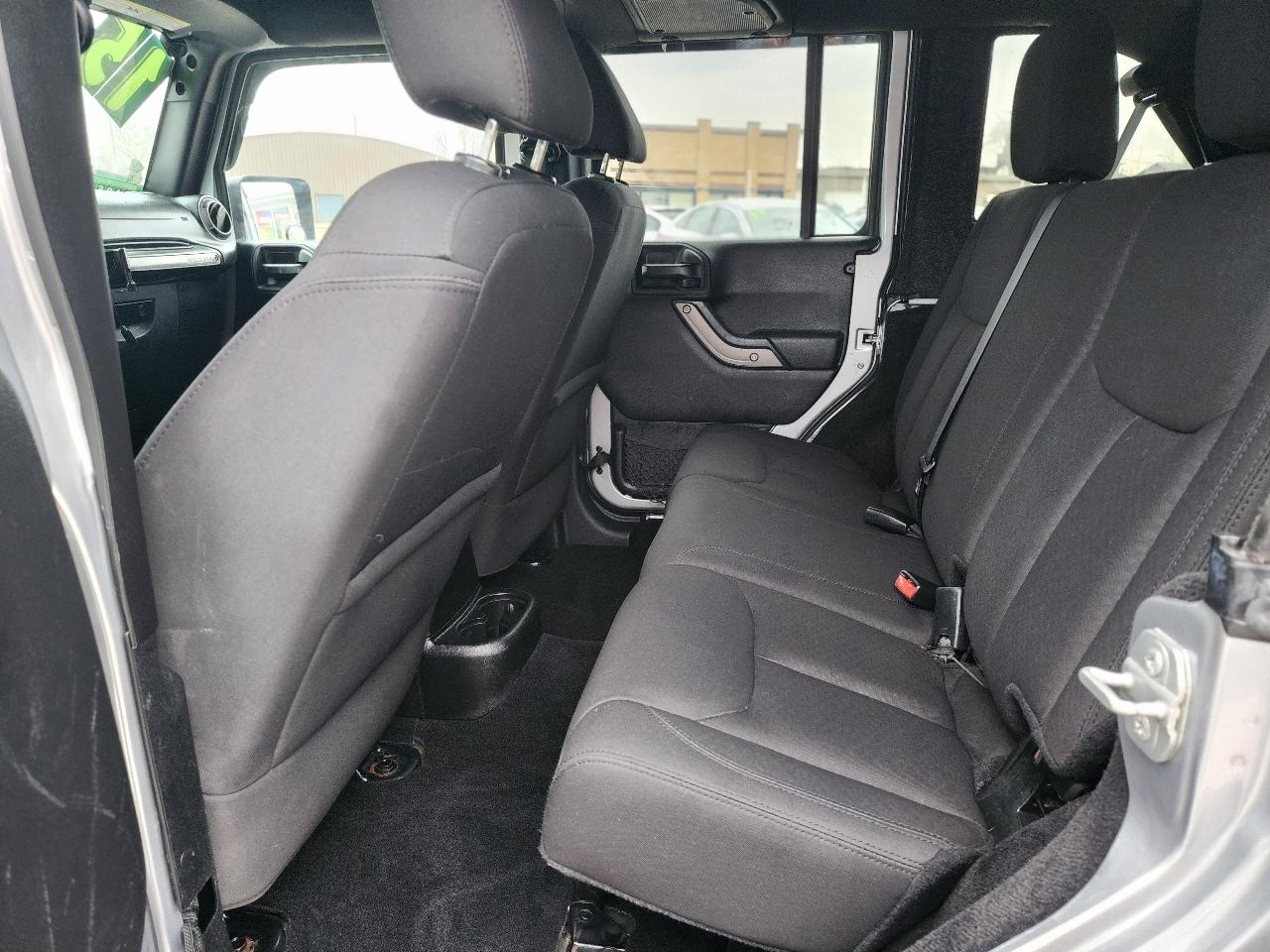 Jeep Wrangler Unlimited Sport 4WD 2015