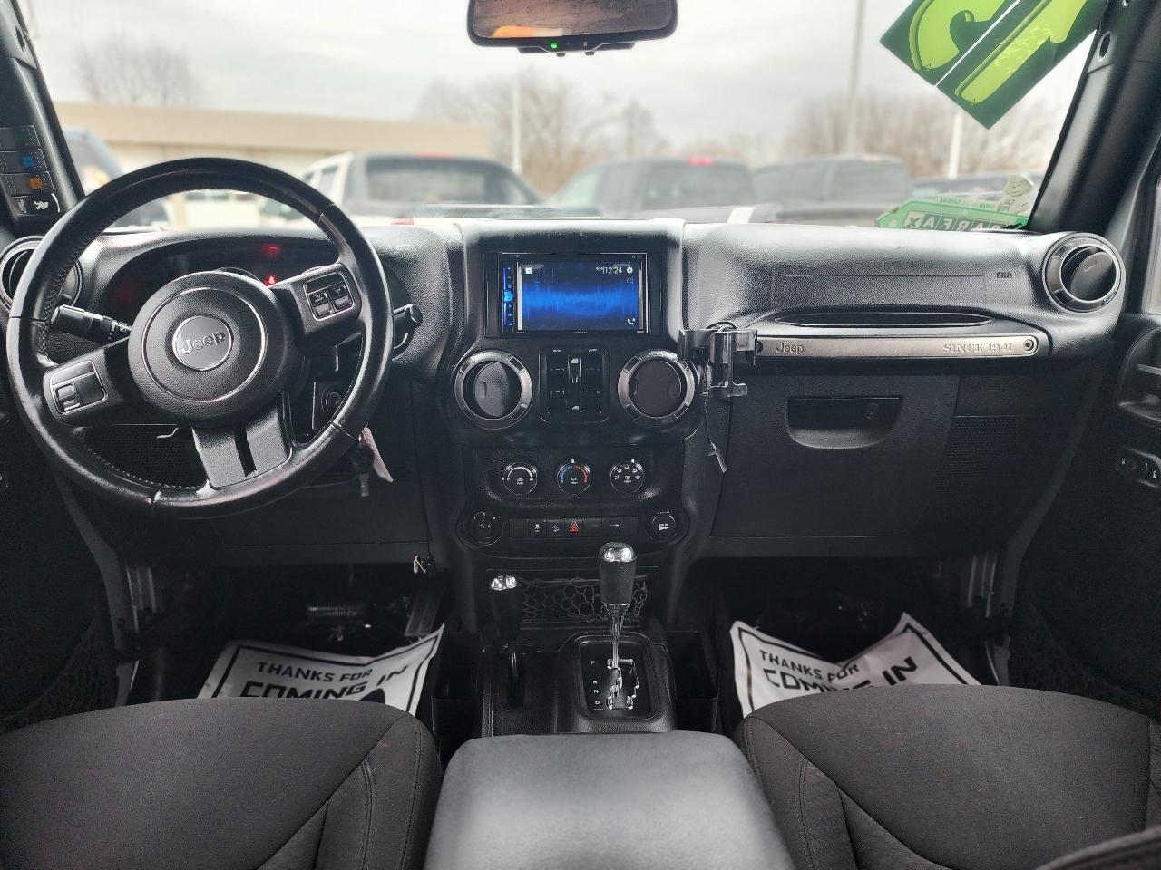 Jeep Wrangler Unlimited Sport 4WD 2015