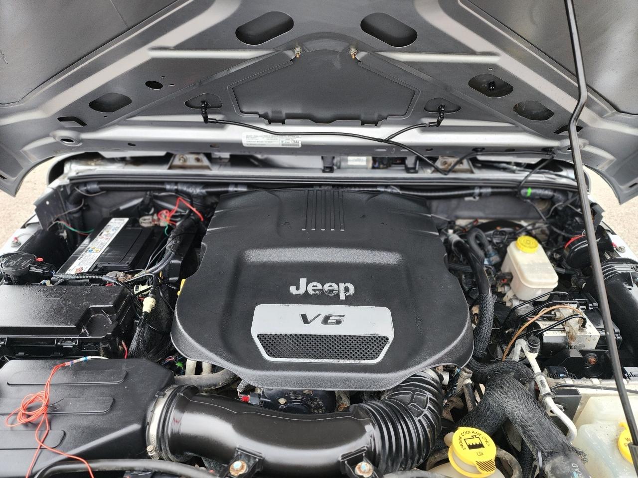 Jeep Wrangler Unlimited Sport 4WD 2015