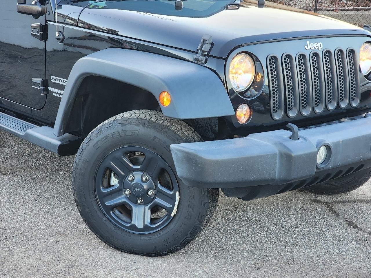 Jeep Wrangler Unlimited Sport 4WD 2017