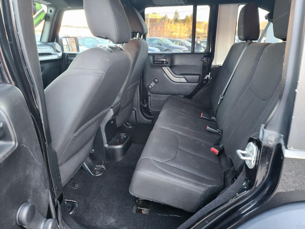 Jeep Wrangler Unlimited Sport 4WD 2017