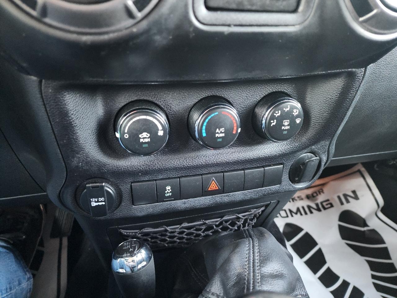 Jeep Wrangler Unlimited Sport 4WD 2017