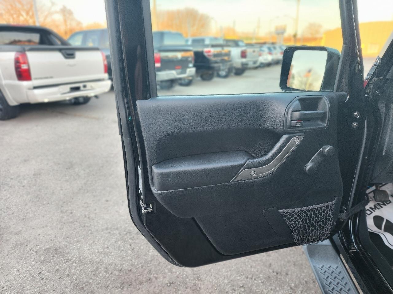 Jeep Wrangler Unlimited Sport 4WD 2017