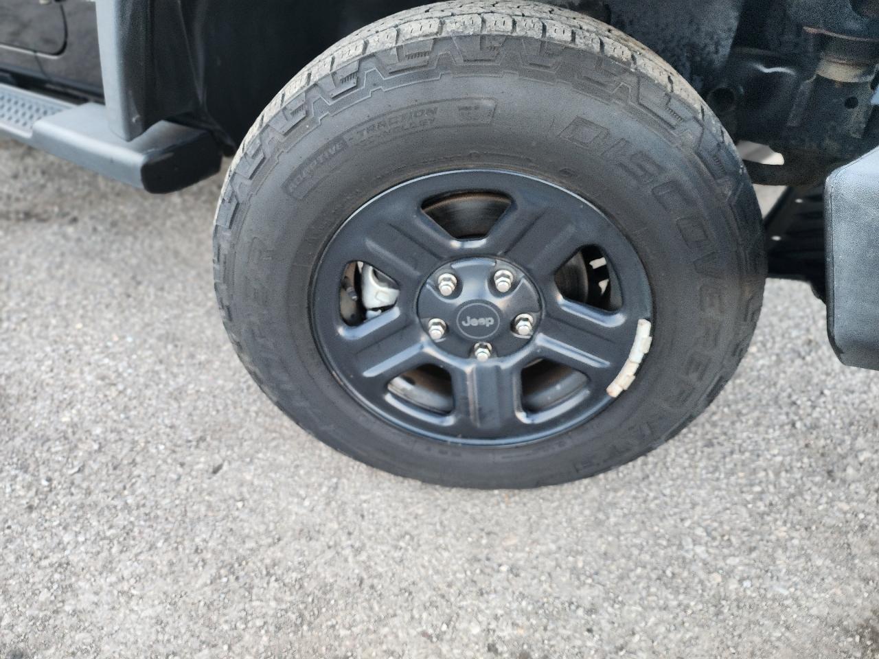 Jeep Wrangler Unlimited Sport 4WD 2017