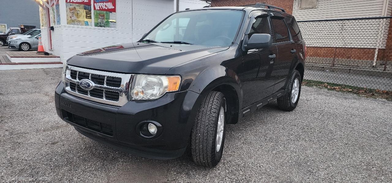 Ford Escape XLT 4WD 2012