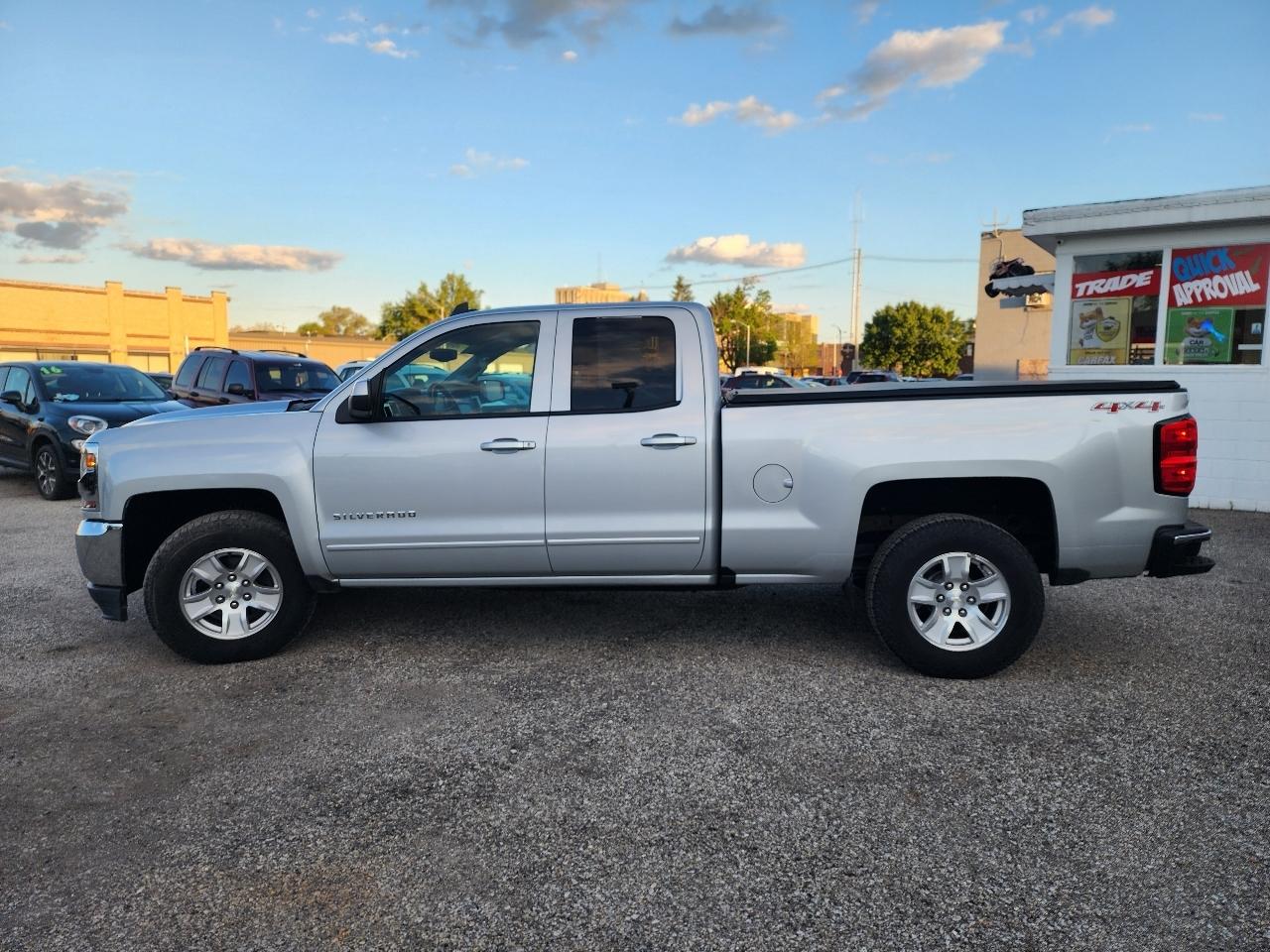 Chevrolet Silverado 1500 LT Double Cab 4WD 2016