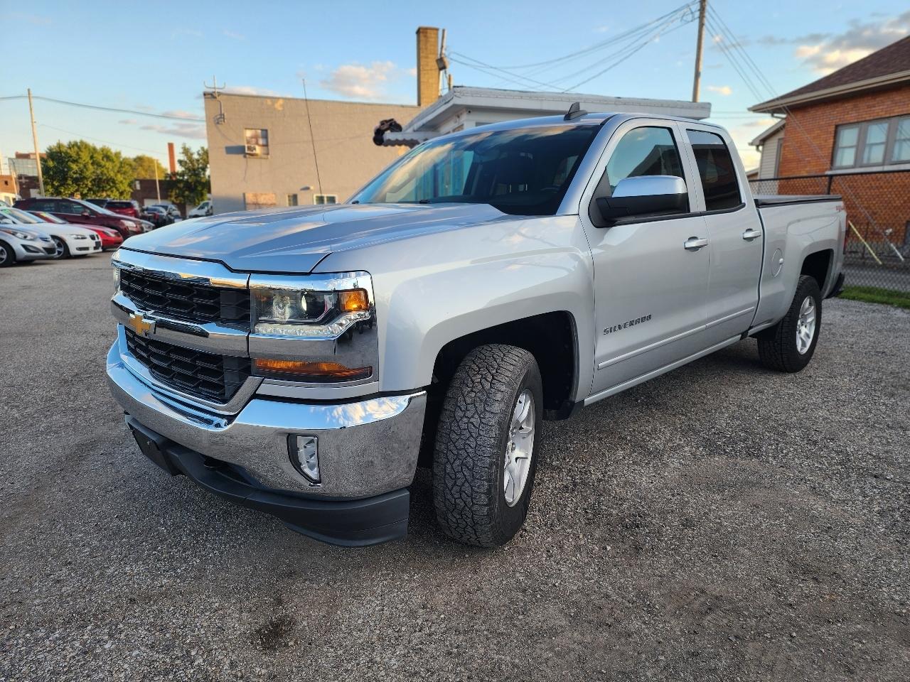 Chevrolet Silverado 1500 LT Double Cab 4WD 2016