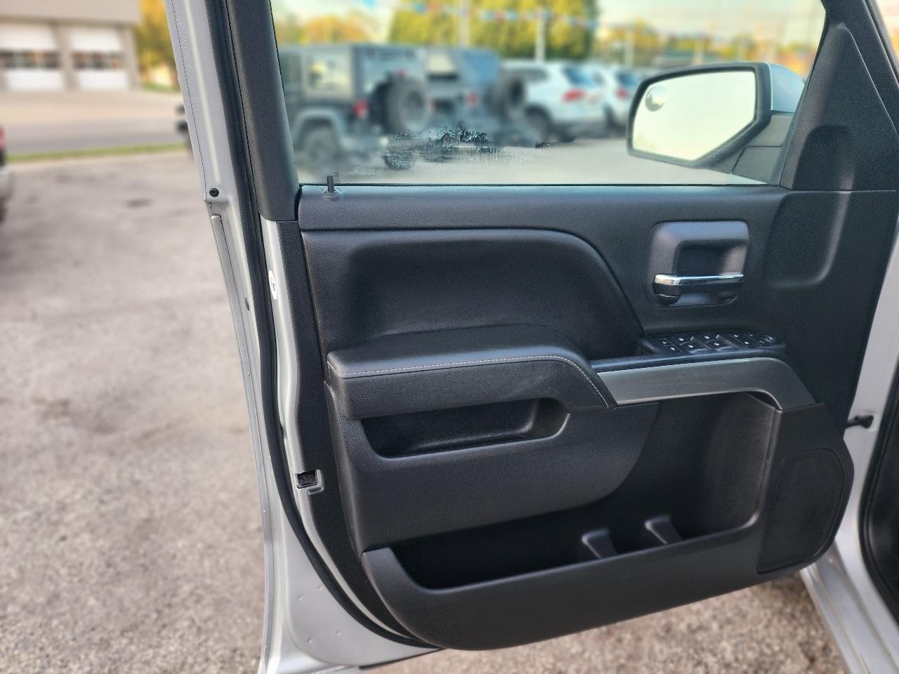 Chevrolet Silverado 1500 LT Double Cab 4WD 2016