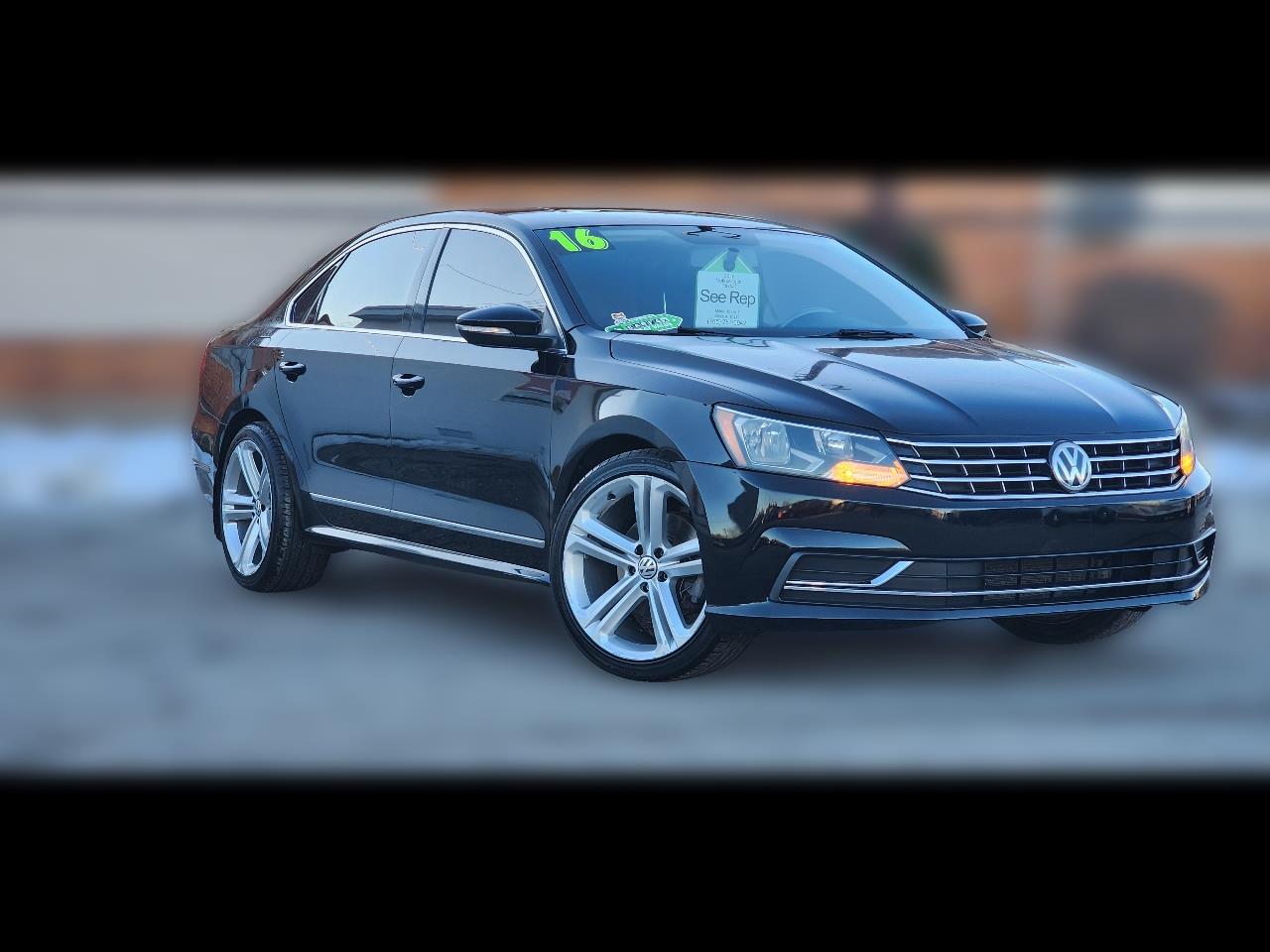 2016 Volkswagen Passat SE's photo