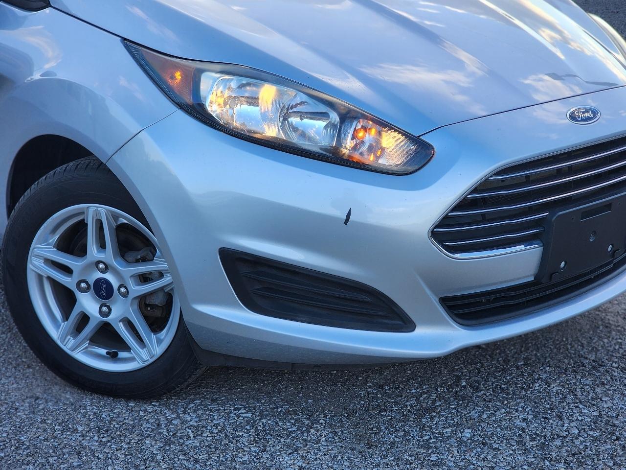 Ford Fiesta SE Sedan 2017