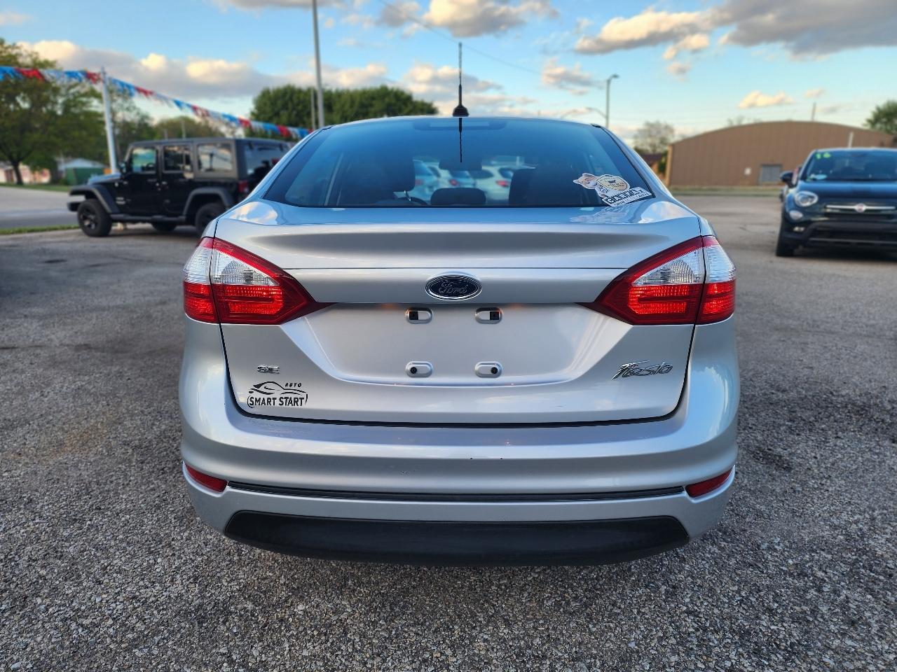 Ford Fiesta SE Sedan 2017