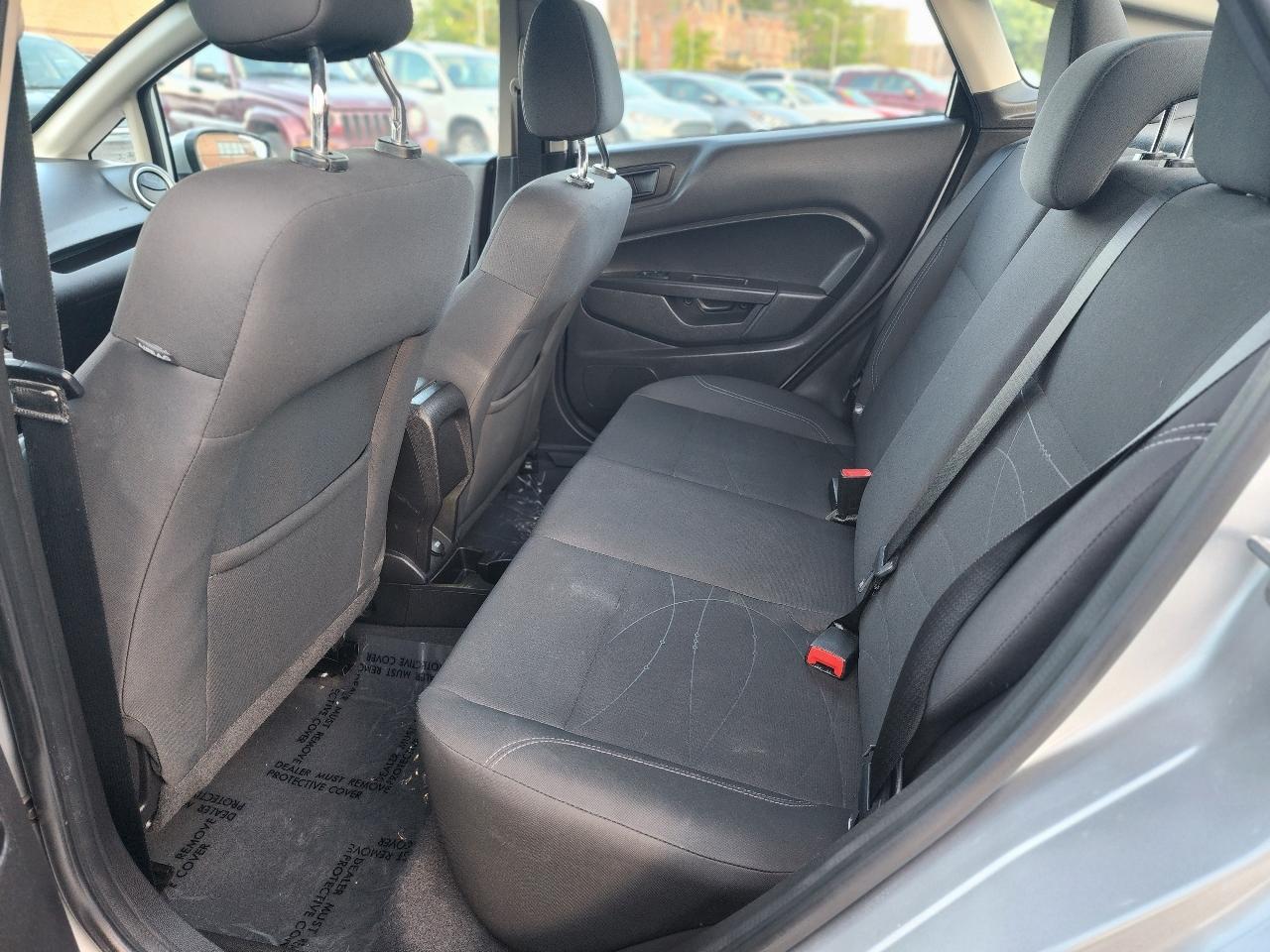 Ford Fiesta SE Sedan 2017