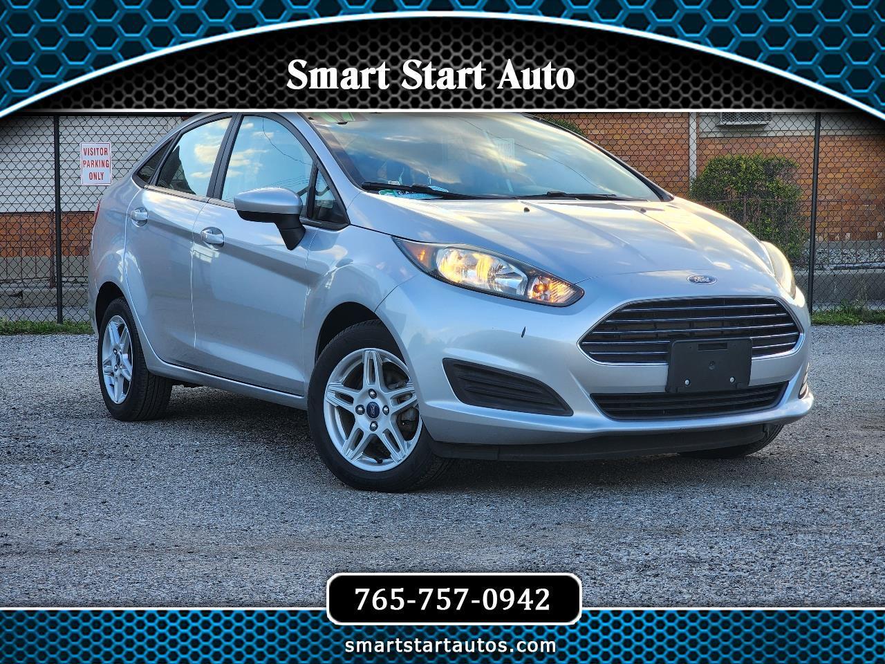2017 Ford Fiesta SE Sedan's photo