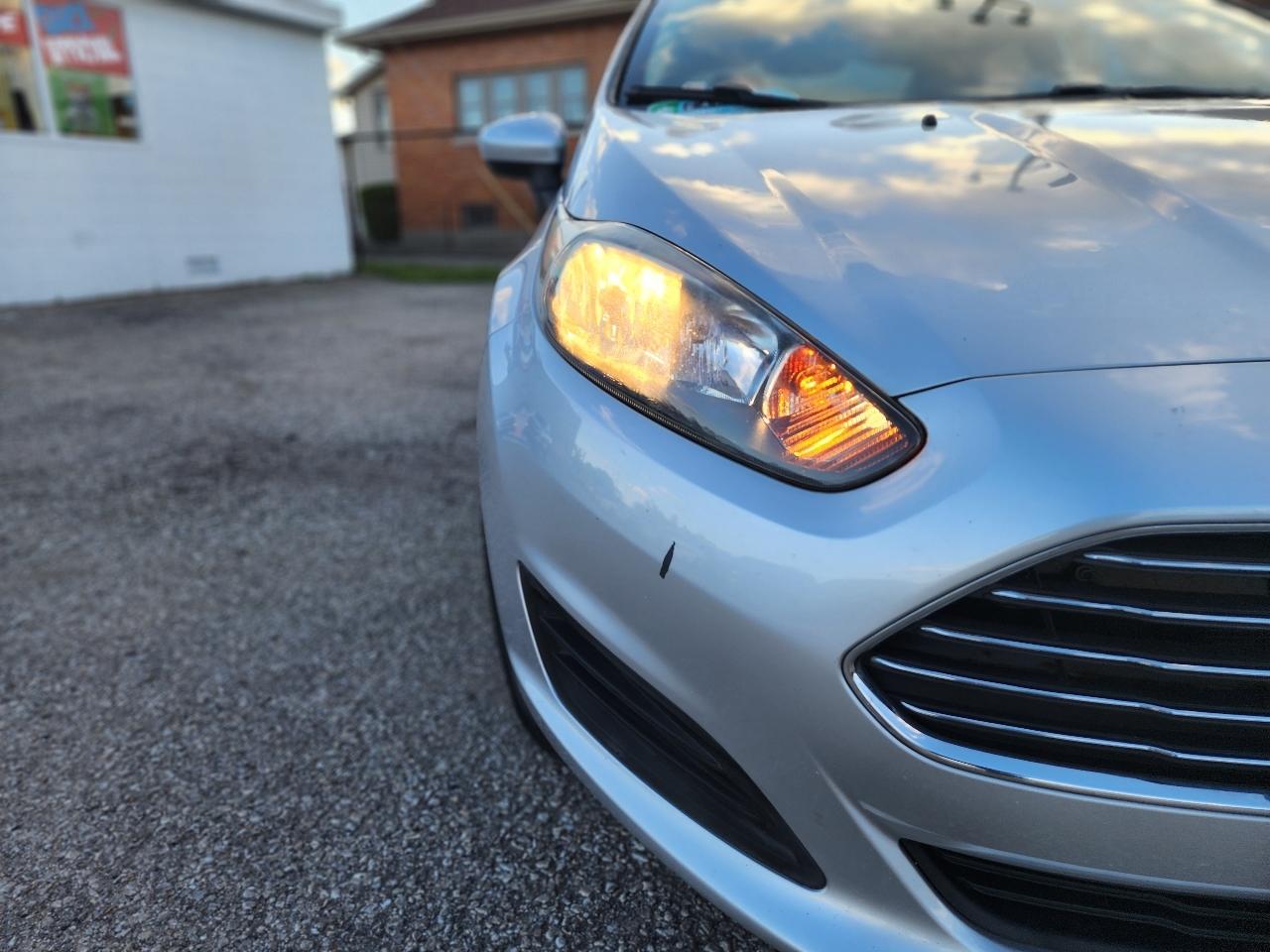 Ford Fiesta SE Sedan 2017