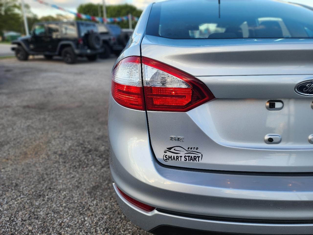 Ford Fiesta SE Sedan 2017