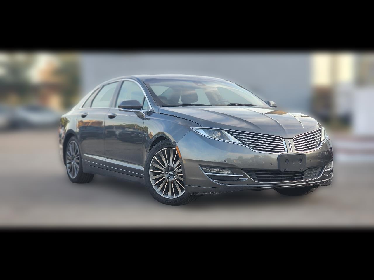 2015 Lincoln MKZ Hybrid's photo