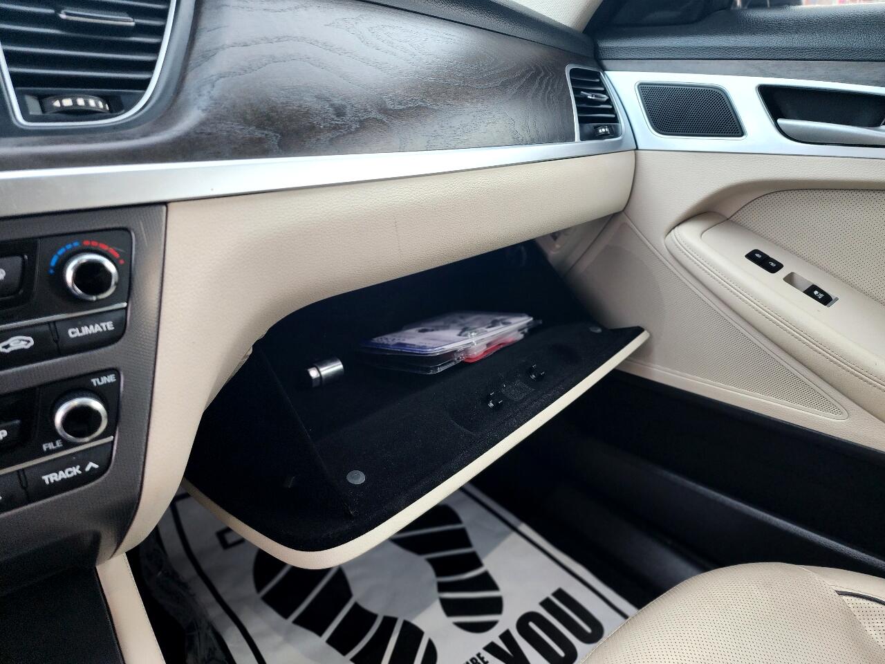 Hyundai Genesis 3.8L 2015