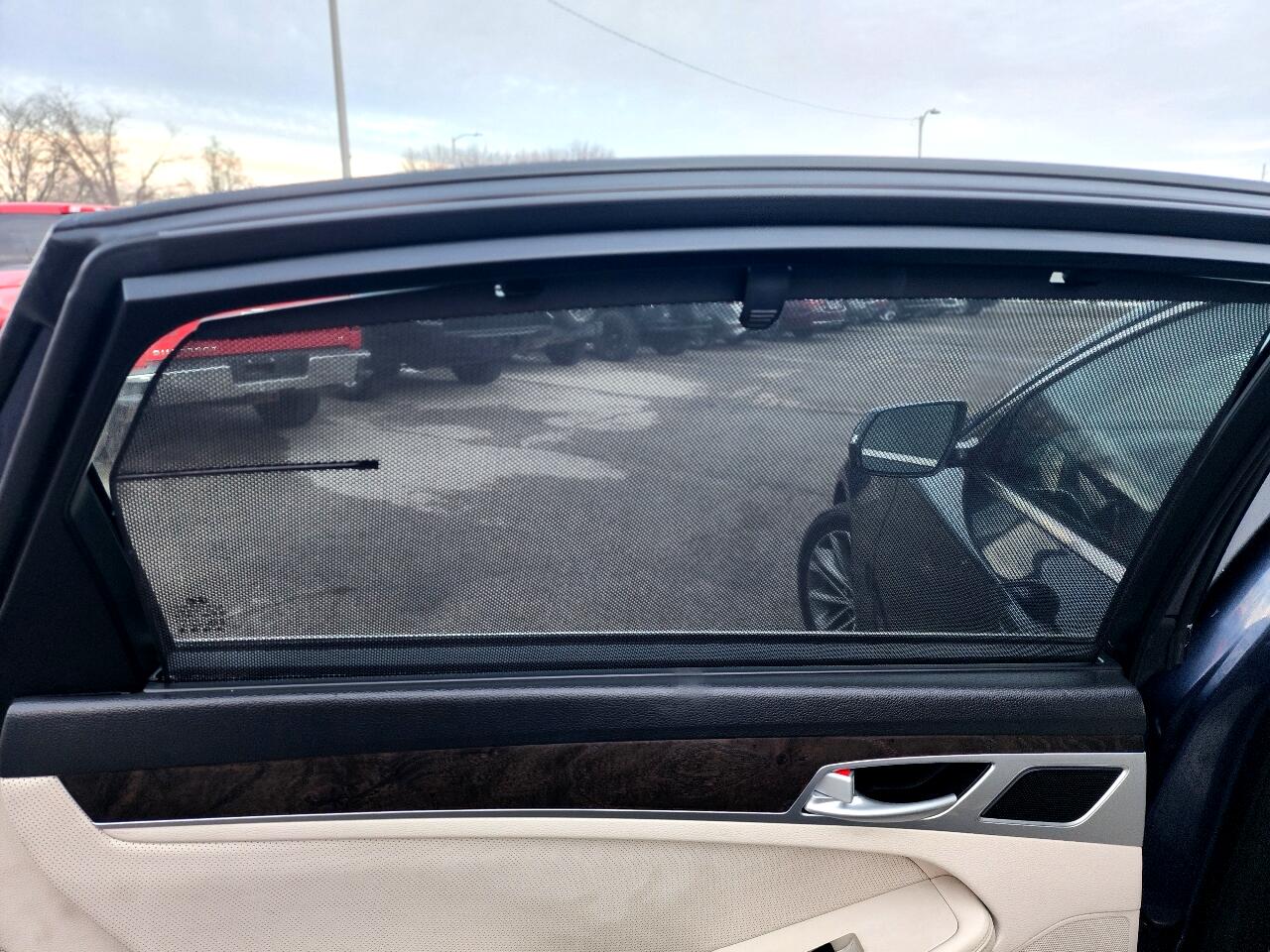 Hyundai Genesis 3.8L 2015