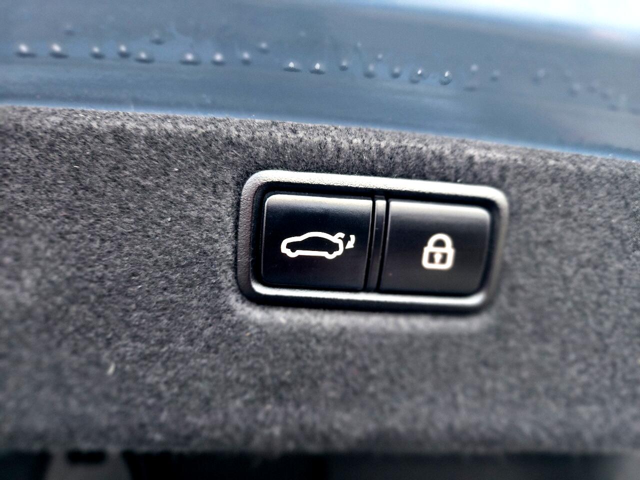 Hyundai Genesis 3.8L 2015