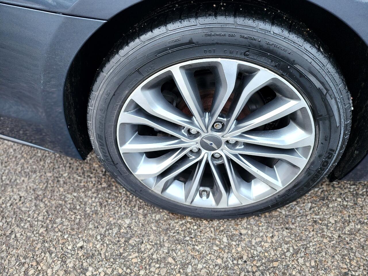 Hyundai Genesis 3.8L 2015