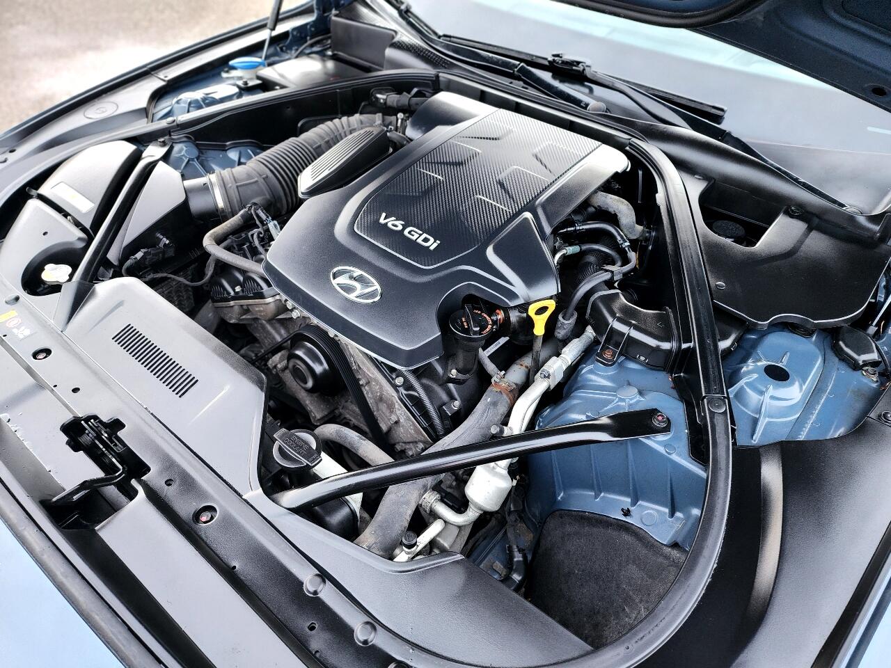 Hyundai Genesis 3.8L 2015