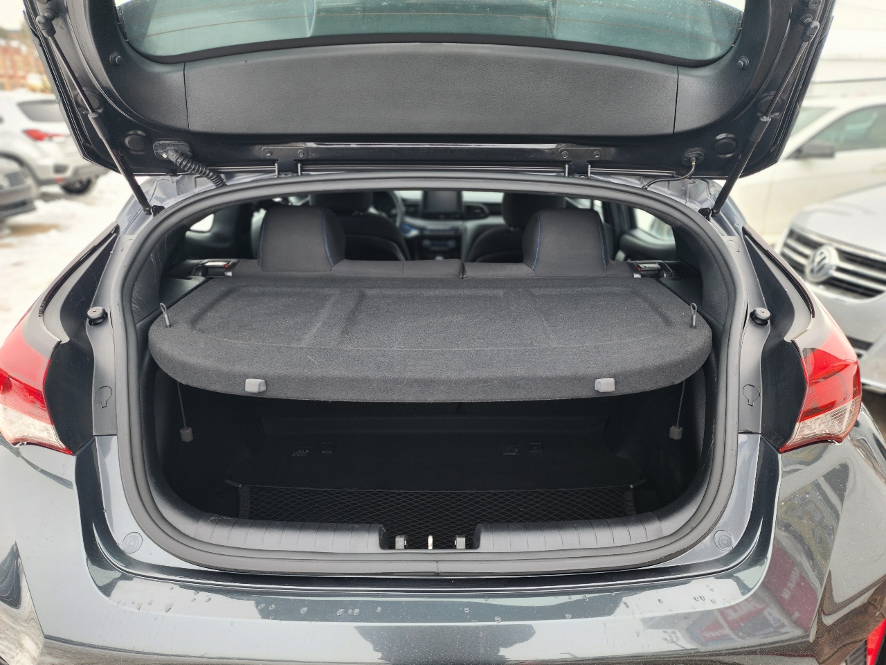 Hyundai Veloster 2.0 6A 2020