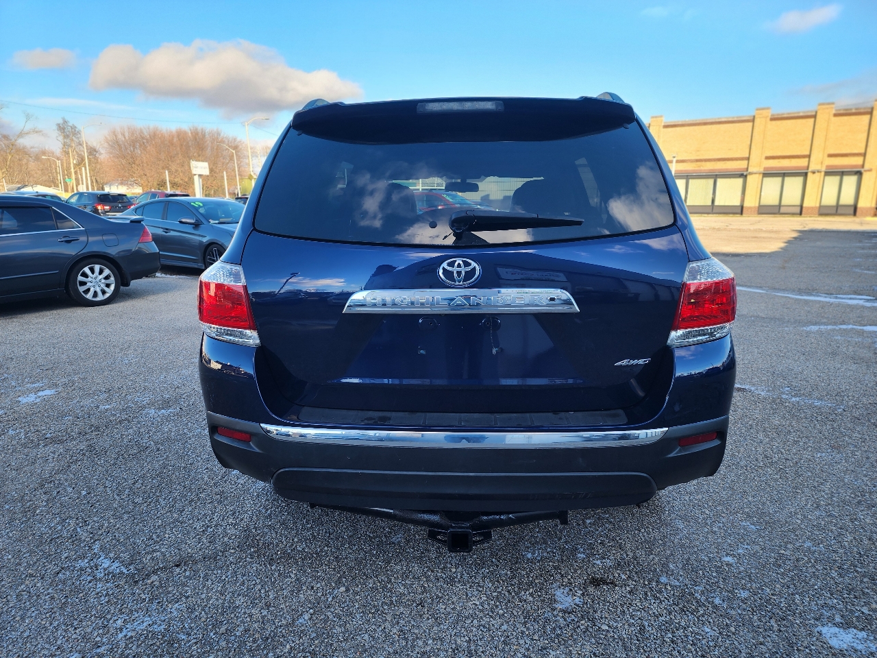 Toyota Highlander Base 4WD 2013